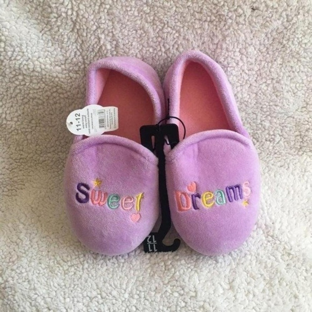 Wonder Nation Slippers Girls 9/10 Purple New Sweet Dreams Embroidered Plush